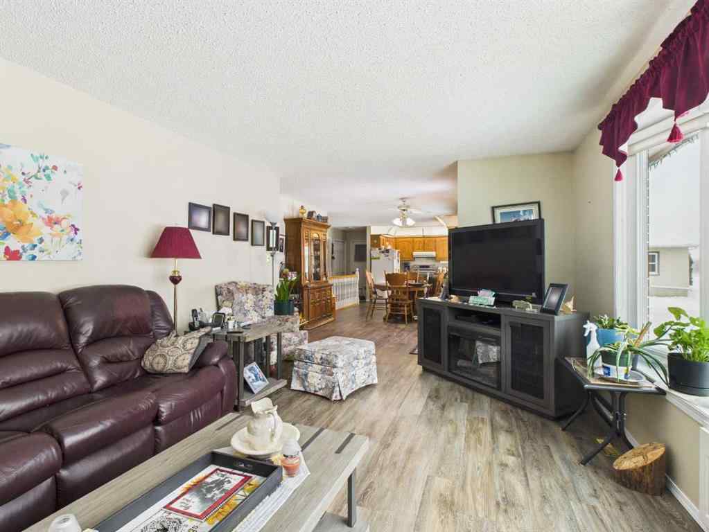 MLS® A2209380 - 5016 56 Street  in NONE Glendon, Residential