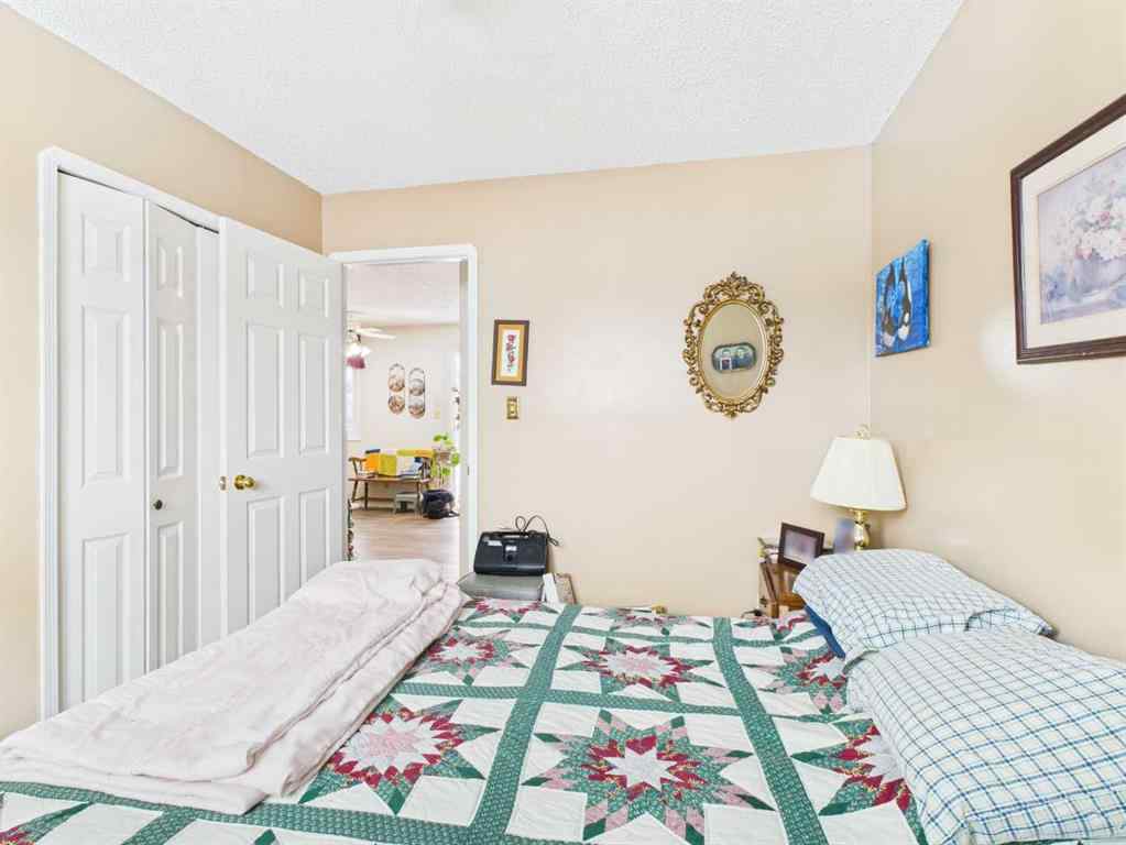 MLS® A2209380 - 5016 56 Street  in NONE Glendon, Residential