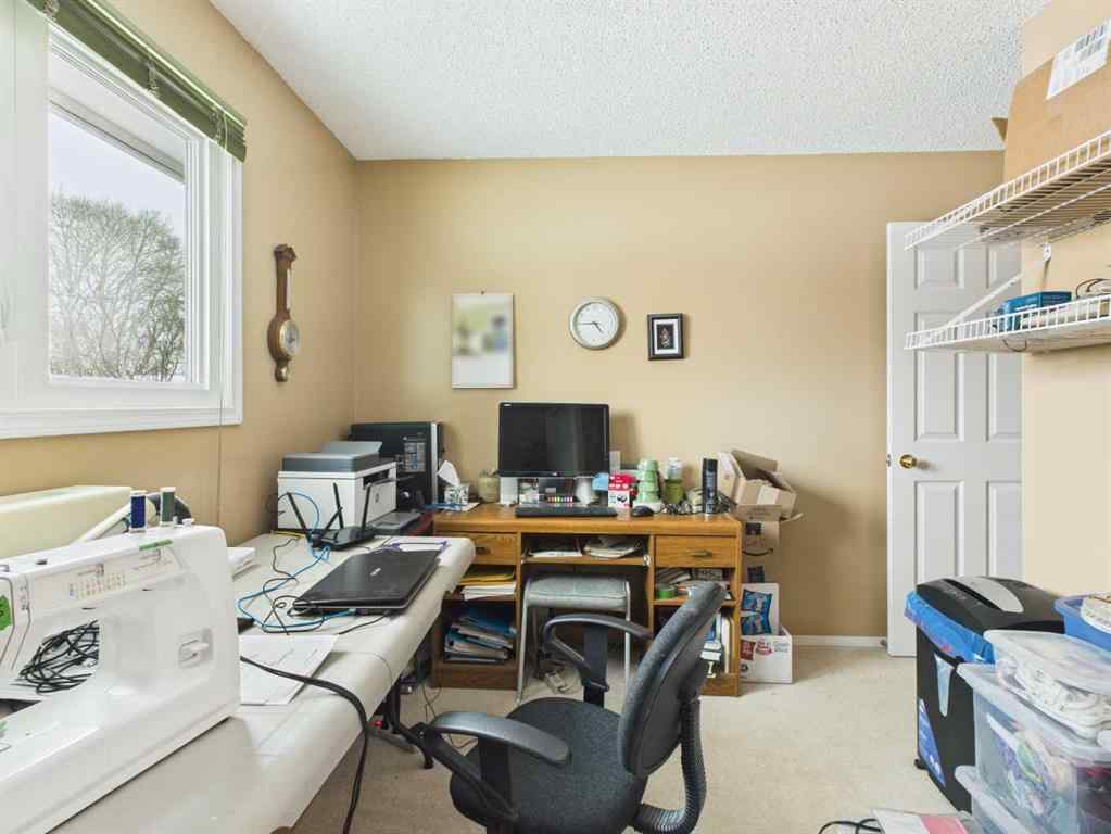 MLS® A2209380 - 5016 56 Street  in NONE Glendon, Residential