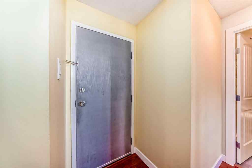 MLS® A2209396 - Unit #305 1225 15 Avenue SW in Beltline Calgary, Residential