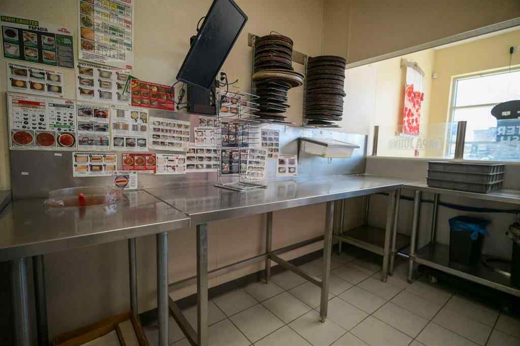 MLS® A2209398 - Unit #605 200 Southridge Drive  in Westmount_OK Okotoks, Commercial