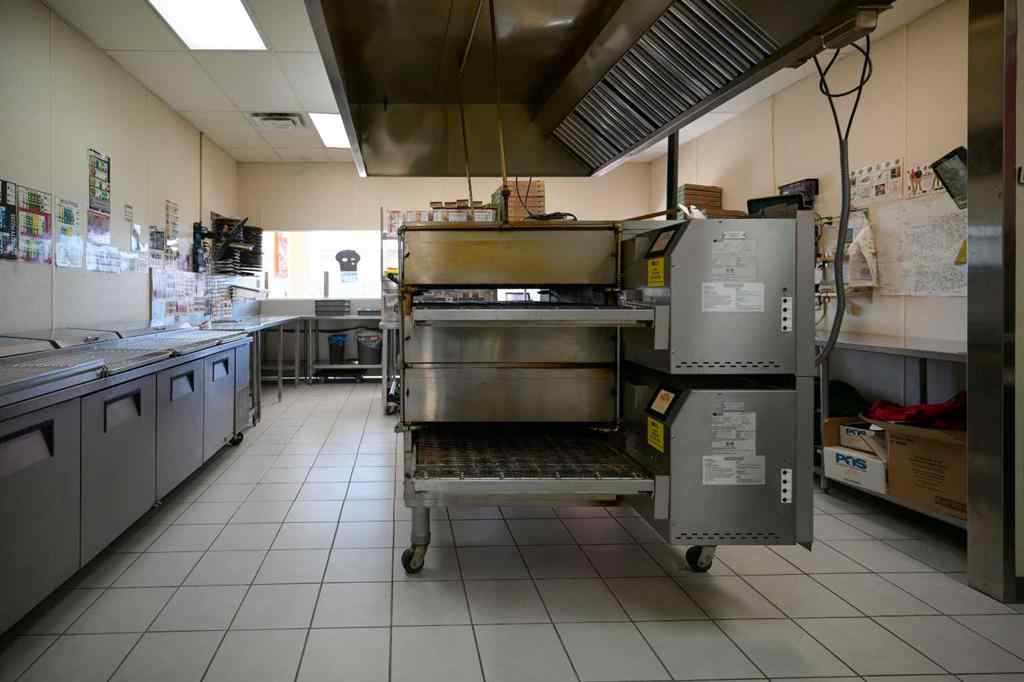 MLS® A2209398 - Unit #605 200 Southridge Drive  in Westmount_OK Okotoks, Commercial