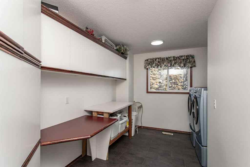 MLS® A2209572 - 6104 47 Avenue  in City Center North West Wetaskiwin, Residential