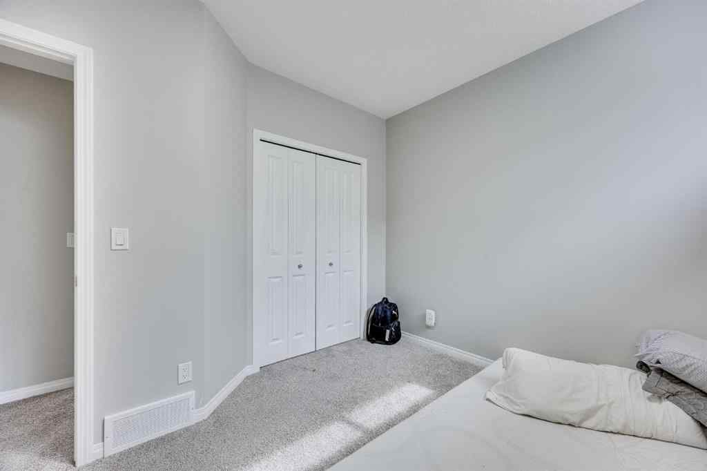 MLS® A2209648 - 109 Mallard Grove SE in Rangeview Calgary, Residential