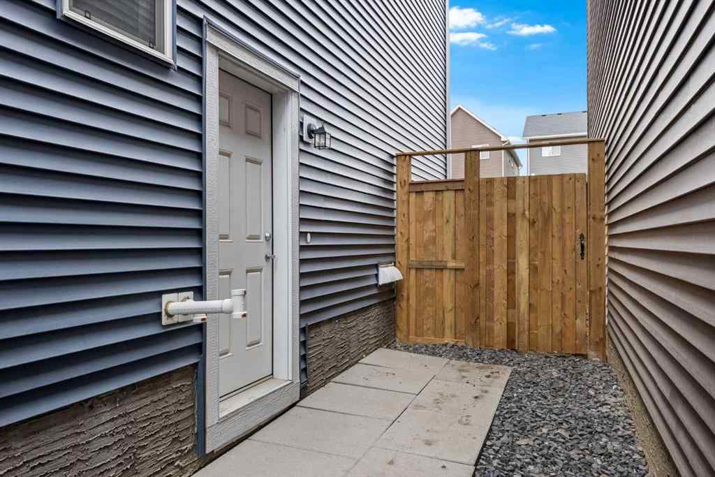 MLS® A2209648 - 109 Mallard Grove SE in Rangeview Calgary, Residential