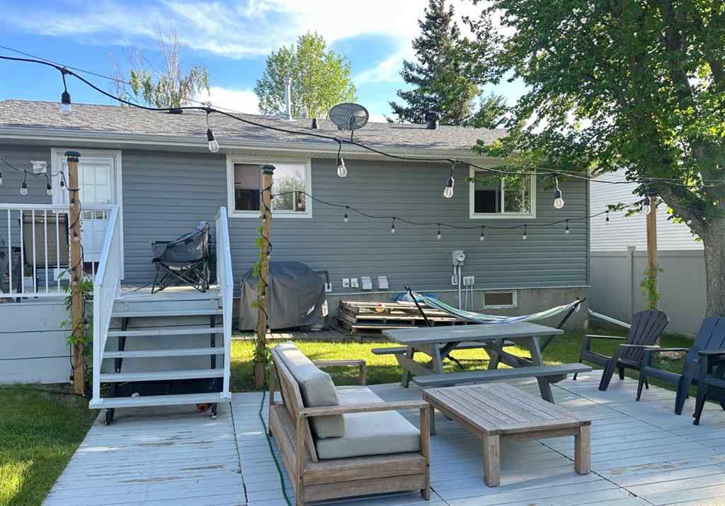 MLS® A2209719 - 4922 53 Avenue  in NONE Kitscoty, Residential