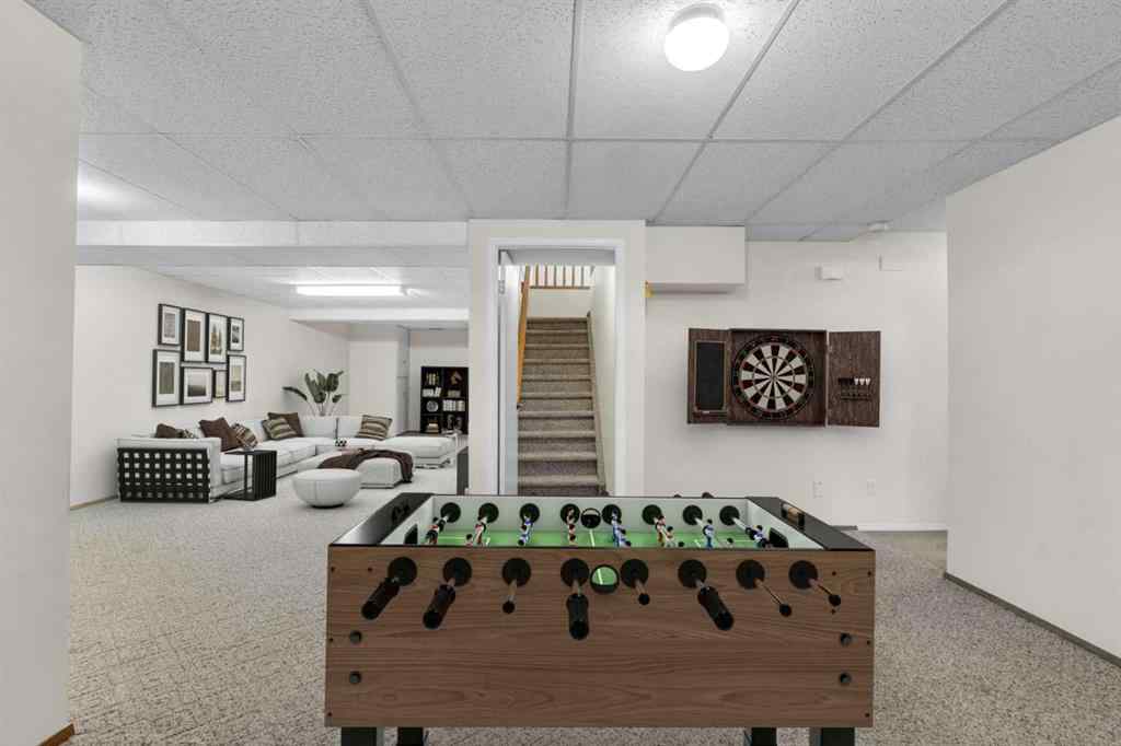 MLS® A2209725 - 11 Coach Side Terrace SW in Coach Hill Calgary, Residential