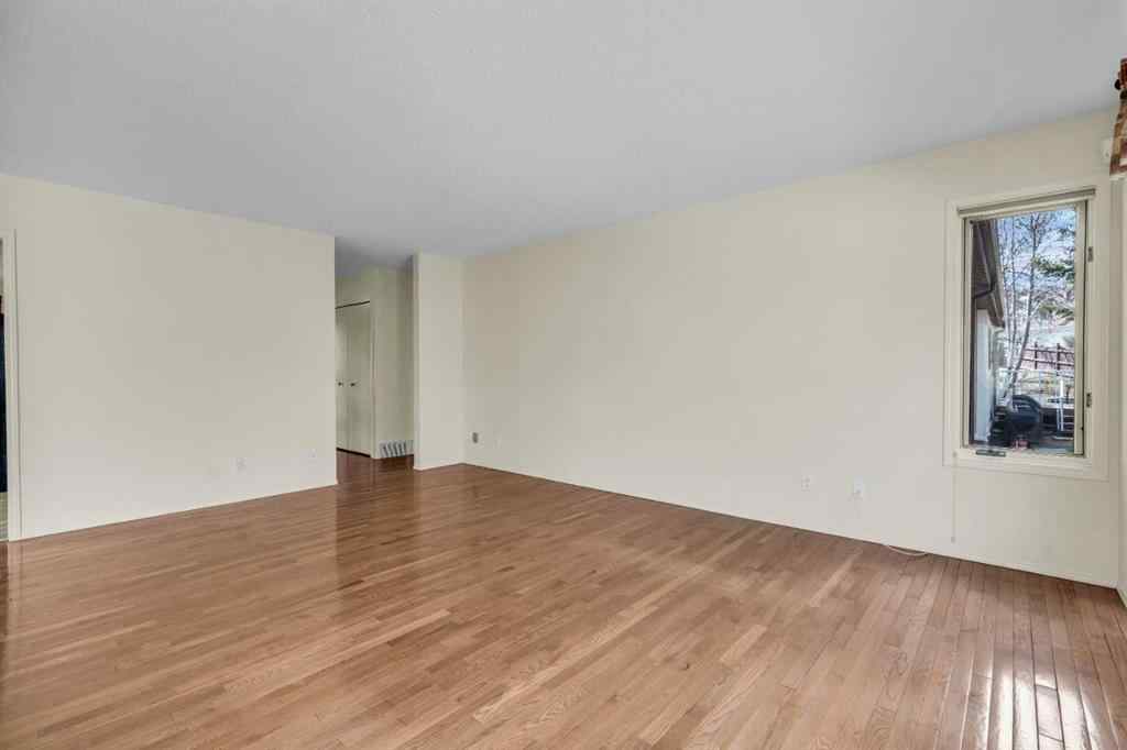 MLS® A2209725 - 11 Coach Side Terrace SW in Coach Hill Calgary, Residential