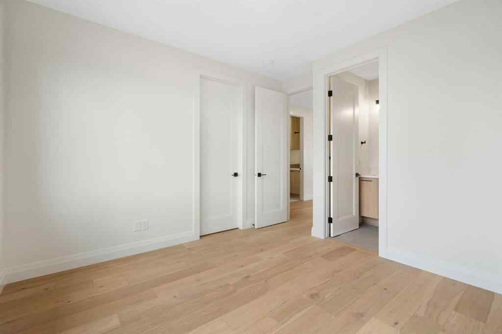 MLS® A2209767 - 433 19 Avenue NW in Mount Pleasant Calgary, Residential