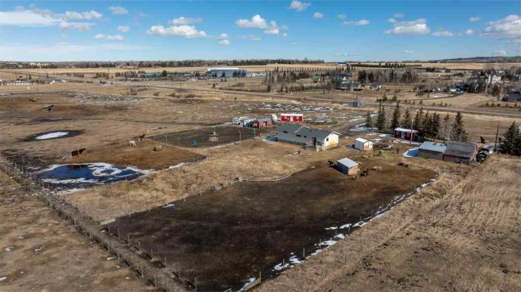 MLS® A2209793 - 243201 Range Road 33   in Springbank Rural Rocky View County, Residential