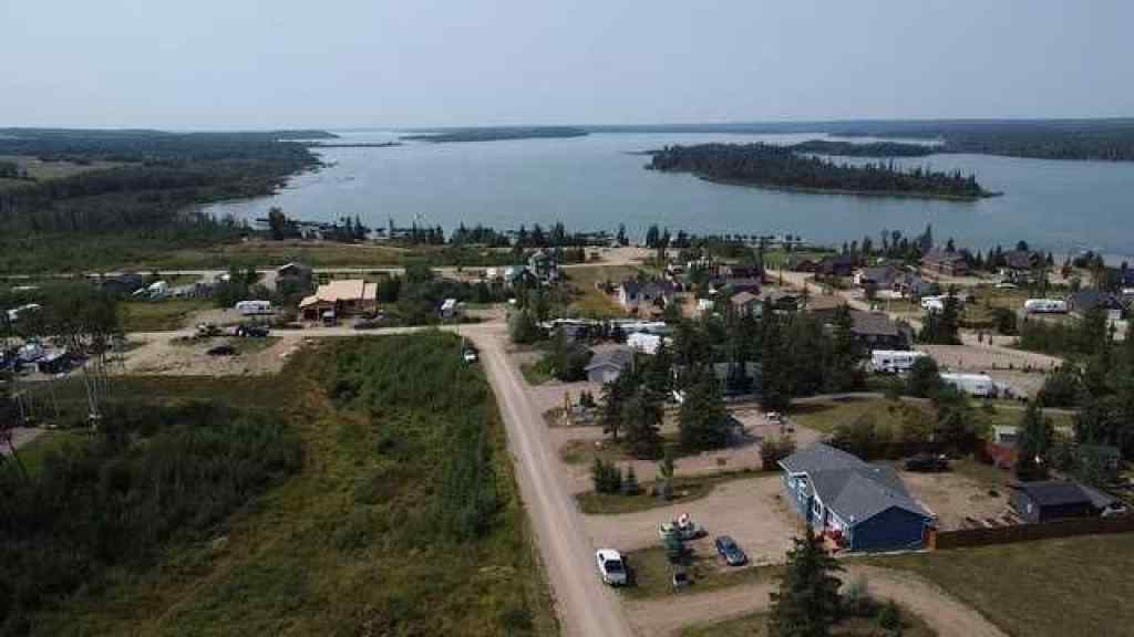 MLS® A2209838 - 406 Ash Avenue  in NONE Lac Des Iles, Residential