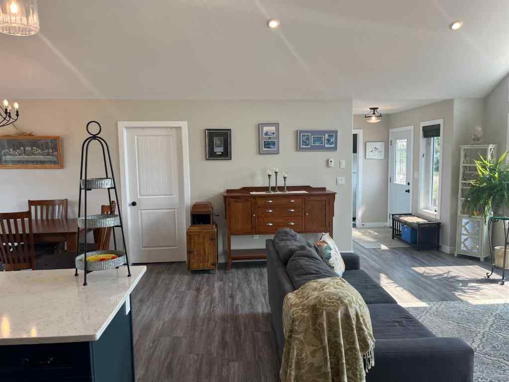 MLS® A2209838 - 406 Ash Avenue  in NONE Lac Des Iles, Residential