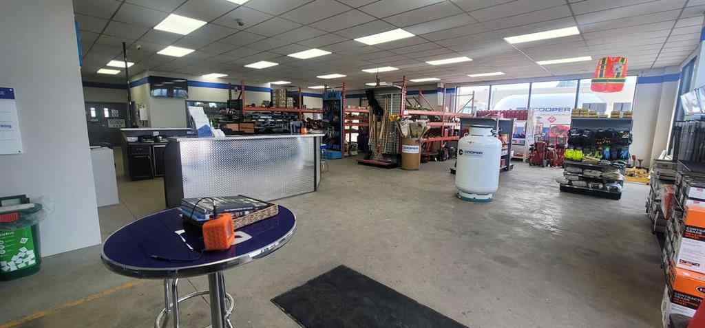 MLS® A2209888 - 7895 50 Avenue  in Northlands Industrial Park Red Deer, Commercial