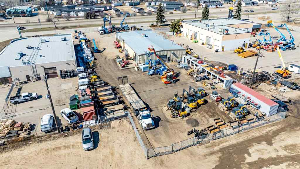 MLS® A2209888 - 7895 50 Avenue  in Northlands Industrial Park Red Deer, Commercial
