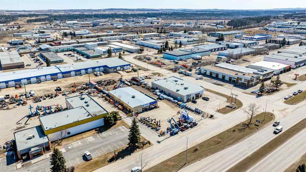 MLS® A2209888 - 7895 50 Avenue  in Northlands Industrial Park Red Deer, Commercial