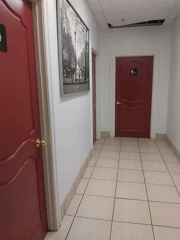 MLS® A2209936 - Unit #209 2914 Kingsview Boulevard SE in Kingsview Industrial Park Airdrie, Commercial