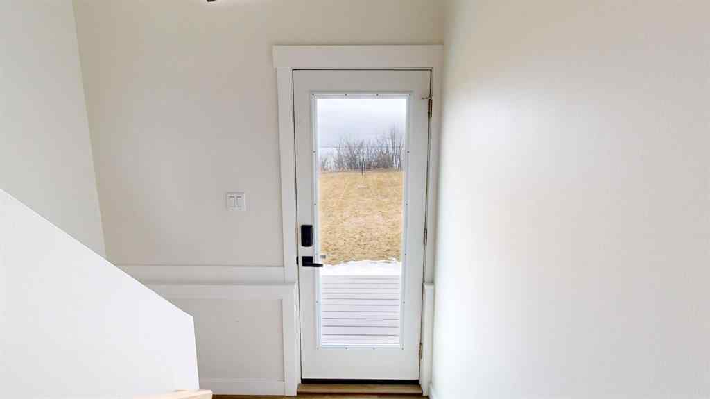 MLS® A2209956 - 13 Marina View Close  in Rochon Sands Estate Rural Stettler No. 6, County of, Residential