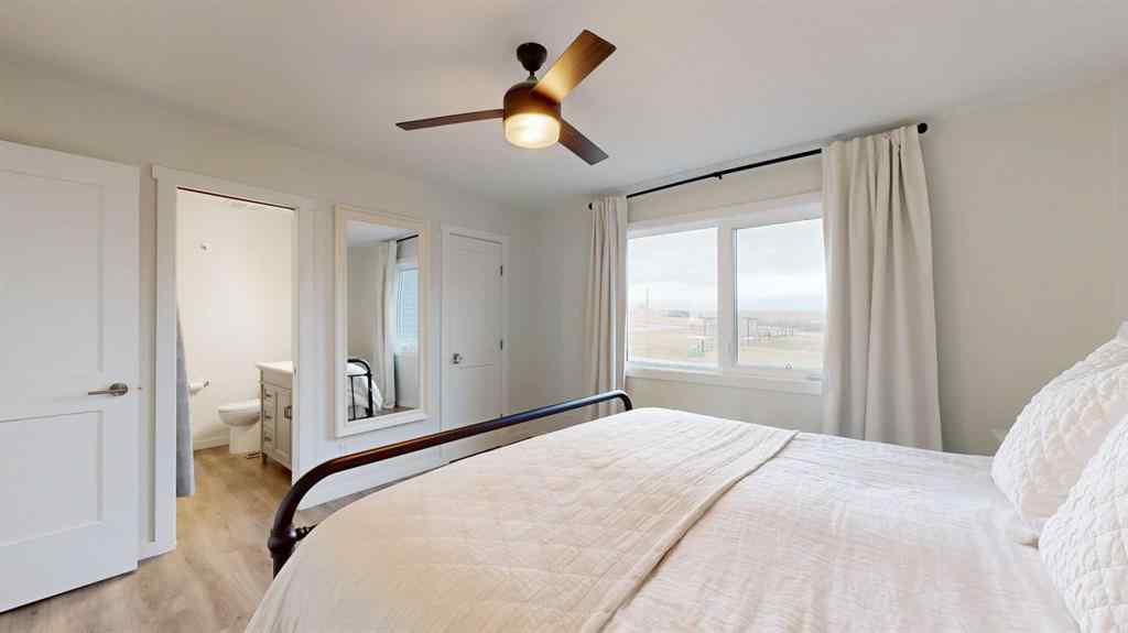 MLS® A2209956 - 13 Marina View Close  in Rochon Sands Estate Rural Stettler No. 6, County of, Residential