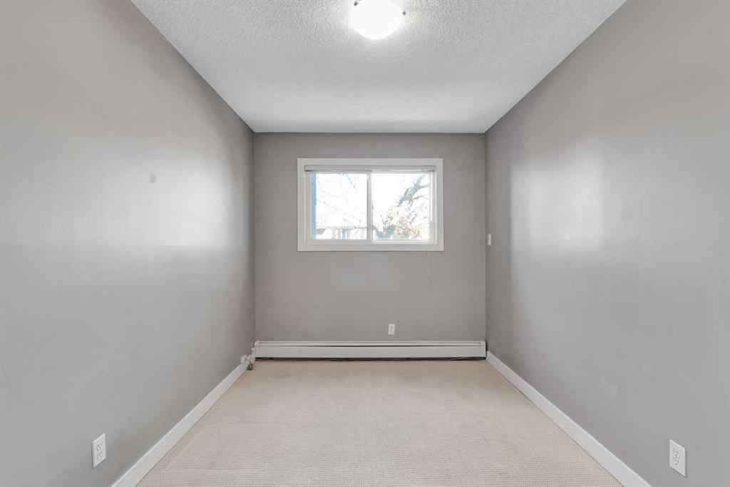MLS® A2210049 - Unit #302 931 2 Avenue NW in Sunnyside Calgary, Residential