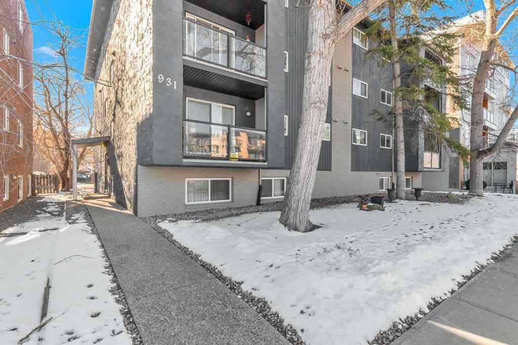 MLS® A2210049 - Unit #302 931 2 Avenue NW in Sunnyside Calgary, Residential