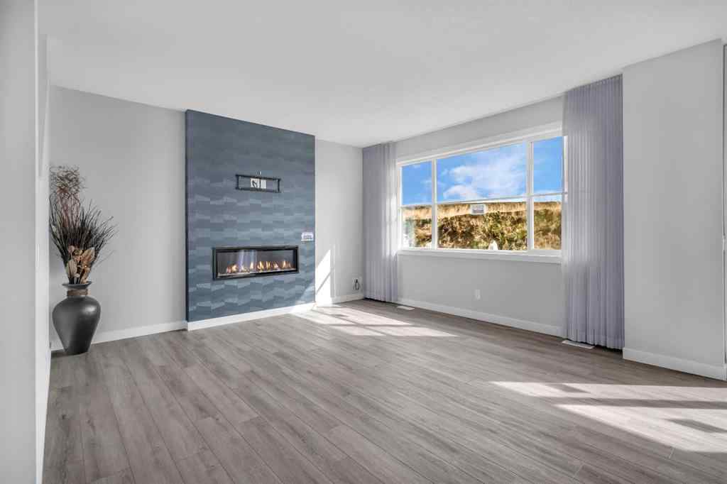 MLS® A2210254 - 82 Belvedere Green SE in Belvedere Calgary, Residential