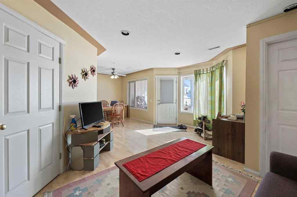 MLS® A2210281 - 146 Coral Shores Cape NE in Coral Springs Calgary, Residential