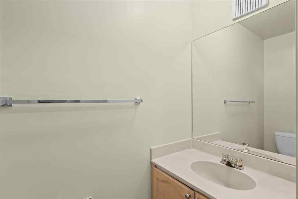MLS® A2210307 - 22 Coachway Gardens SW in Coach Hill Calgary, Residential