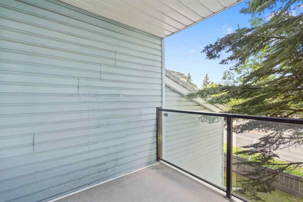 MLS® A2210307 - 22 Coachway Gardens SW in Coach Hill Calgary, Residential