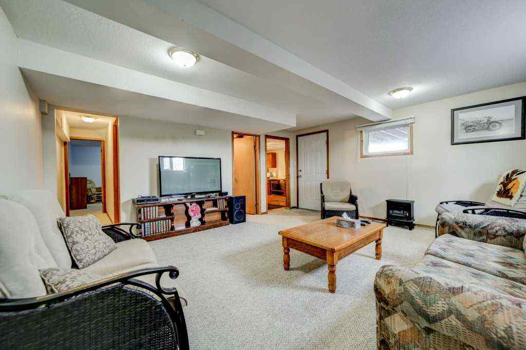 MLS® A2210346 - 8638 21 Avenue  in NONE Coleman, Residential