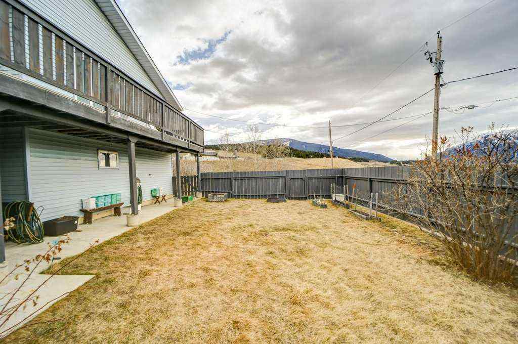 MLS® A2210346 - 8638 21 Avenue  in NONE Coleman, Residential