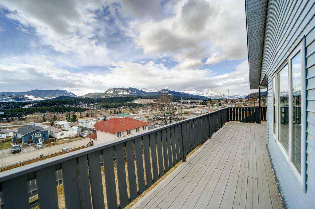 MLS® A2210346 - 8638 21 Avenue  in NONE Coleman, Residential