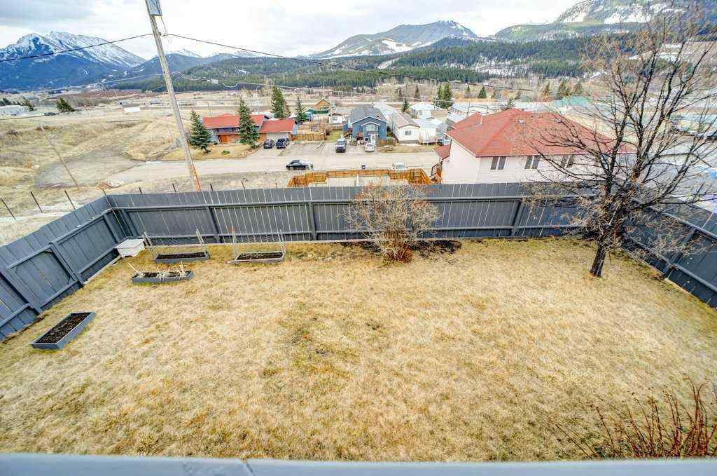 MLS® A2210346 - 8638 21 Avenue  in NONE Coleman, Residential