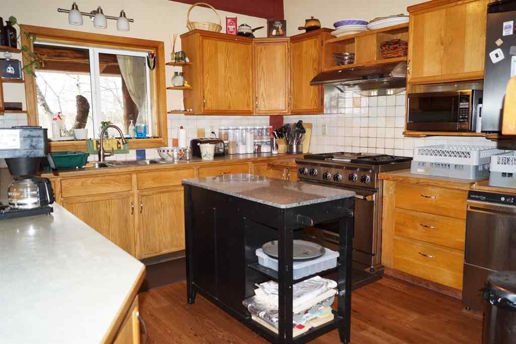 MLS® A2210374 - 53021A 37-2 Township Road  in NONE Rural Clearwater County, Agri-Business