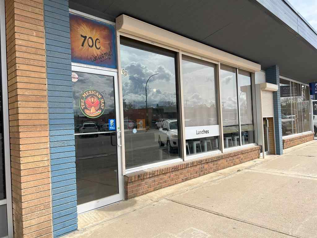 MLS® A2210407 - 70C 8 Street NW in Northwest Crescent Heights Medicine Hat, Commercial