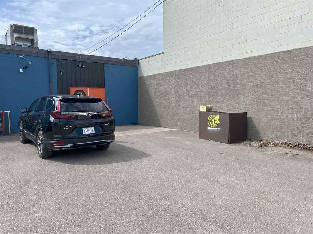 MLS® A2210407 - 70C 8 Street NW in Northwest Crescent Heights Medicine Hat, Commercial