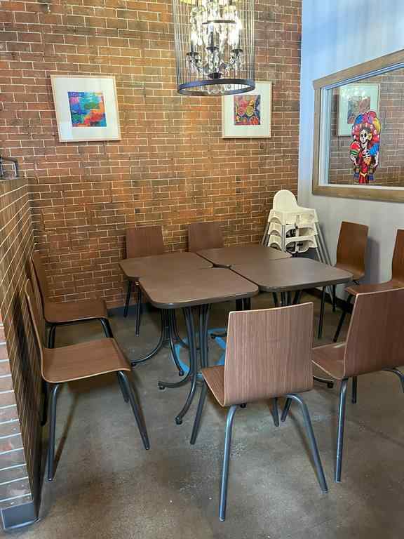 MLS® A2210407 - 70C 8 Street NW in Northwest Crescent Heights Medicine Hat, Commercial