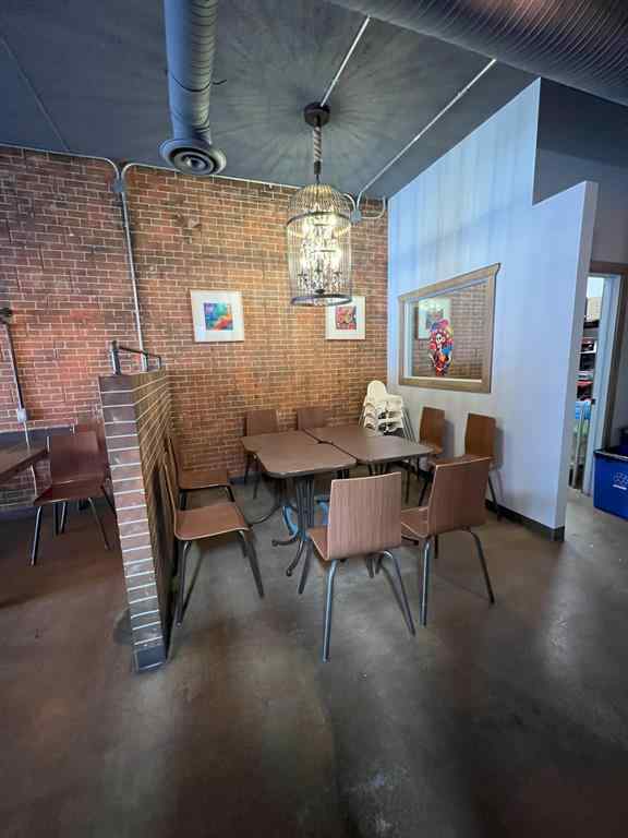 MLS® A2210407 - 70C 8 Street NW in Northwest Crescent Heights Medicine Hat, Commercial