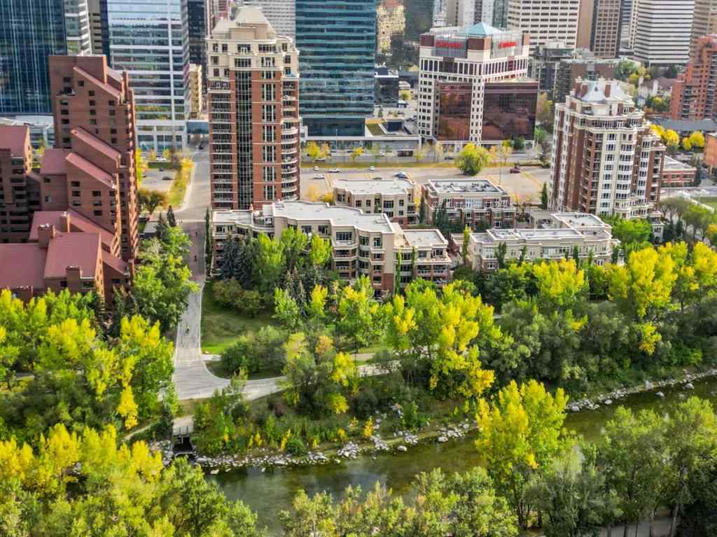 MLS® A2210464 - Unit #305 600 Princeton Way SW in Eau Claire Calgary, Residential