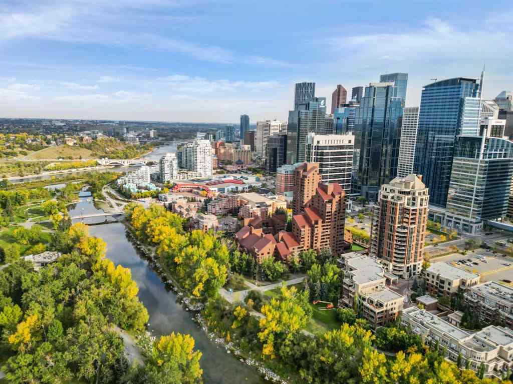 MLS® A2210464 - Unit #305 600 Princeton Way SW in Eau Claire Calgary, Residential