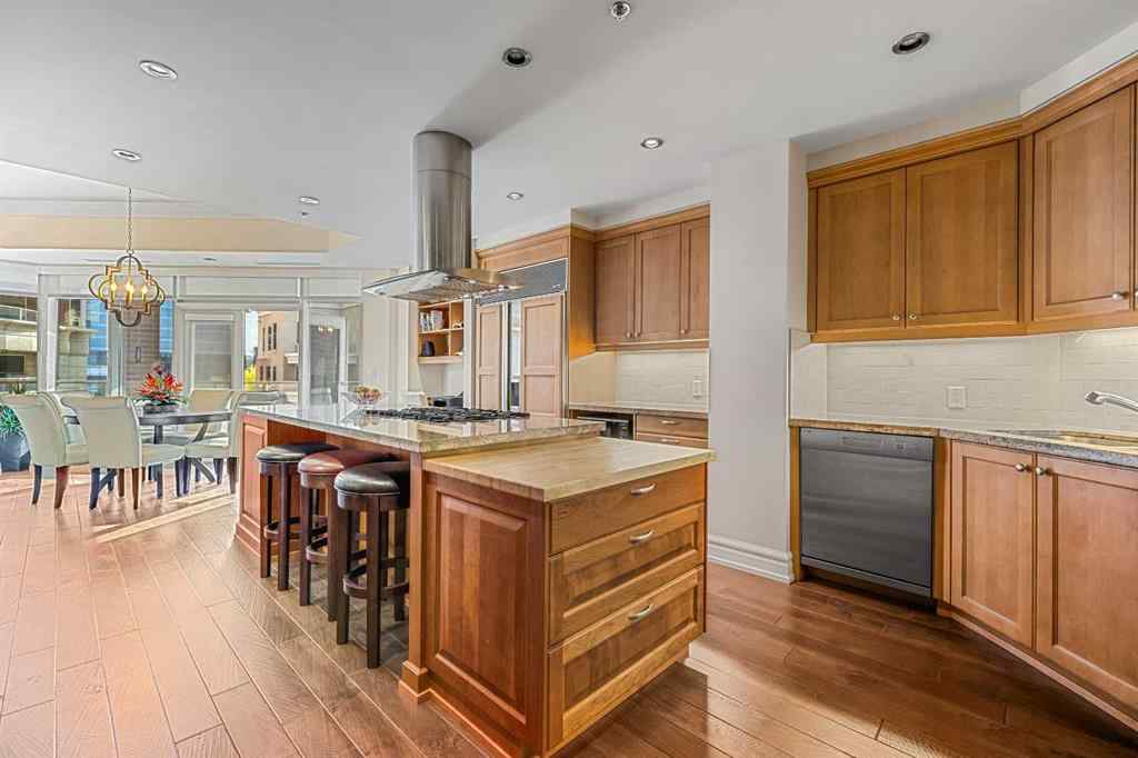MLS® A2210464 - Unit #305 600 Princeton Way SW in Eau Claire Calgary, Residential