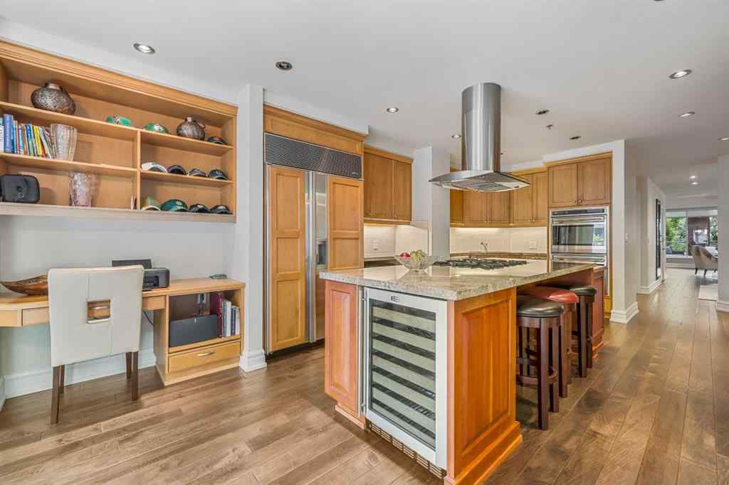 MLS® A2210464 - Unit #305 600 Princeton Way SW in Eau Claire Calgary, Residential
