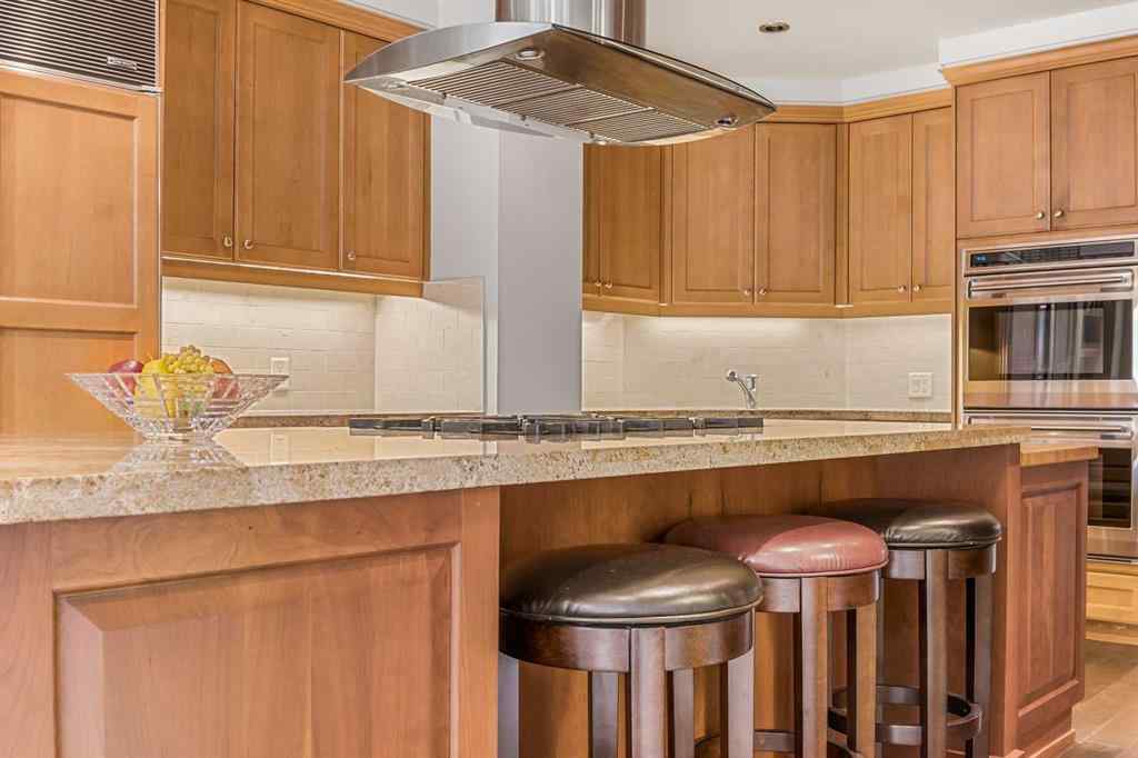 MLS® A2210464 - Unit #305 600 Princeton Way SW in Eau Claire Calgary, Residential