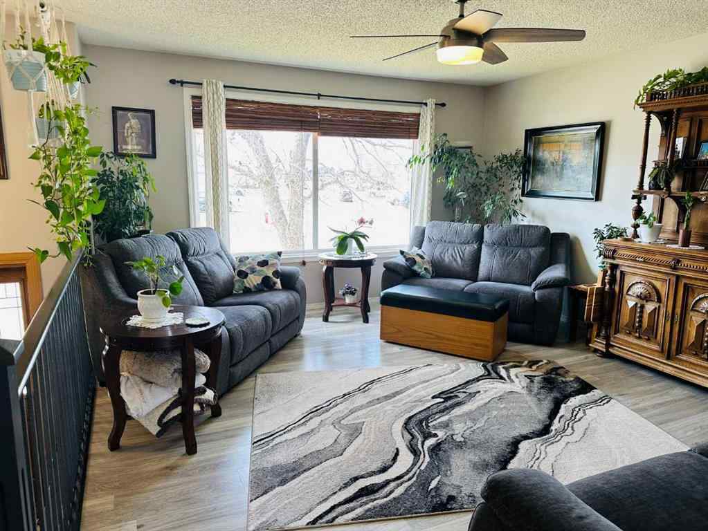 MLS® A2210502 - 5615 46 Street  in NONE Taber, Residential