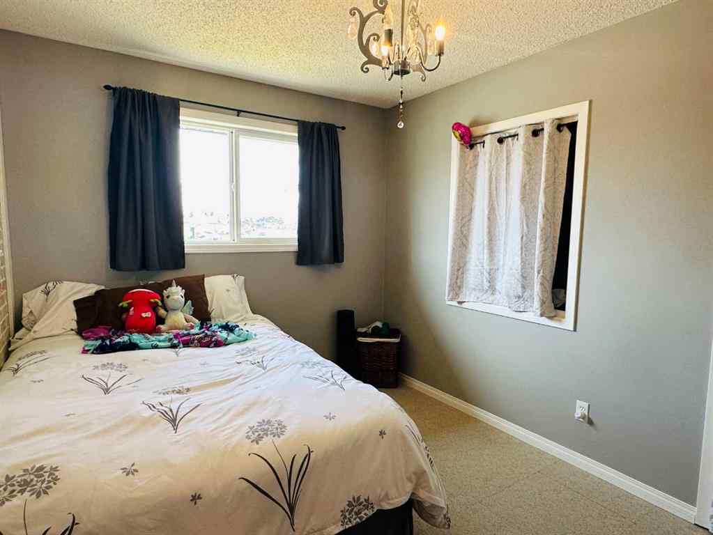 MLS® A2210502 - 5615 46 Street  in NONE Taber, Residential
