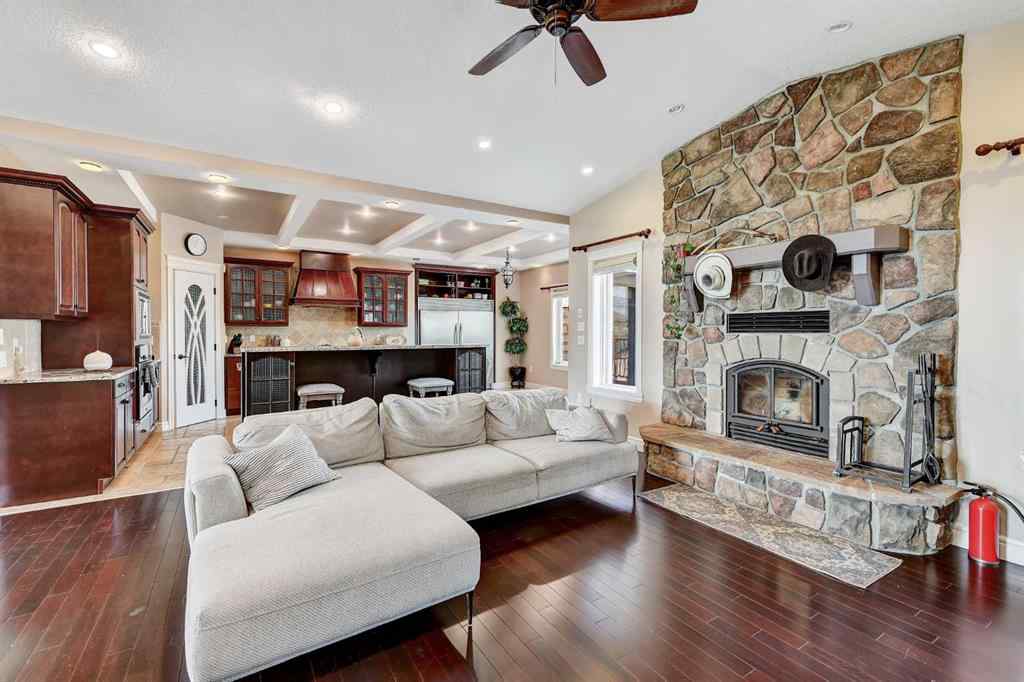 MLS® A2210550 - 7802 Park Lane  in Carriage Lane Estates Rural Grande Prairie No. 1, County of, Residential