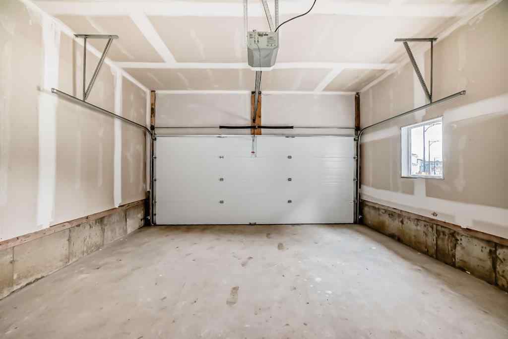 MLS® A2210558 - 132 Waterford Way   in Waterford Chestermere, Residential