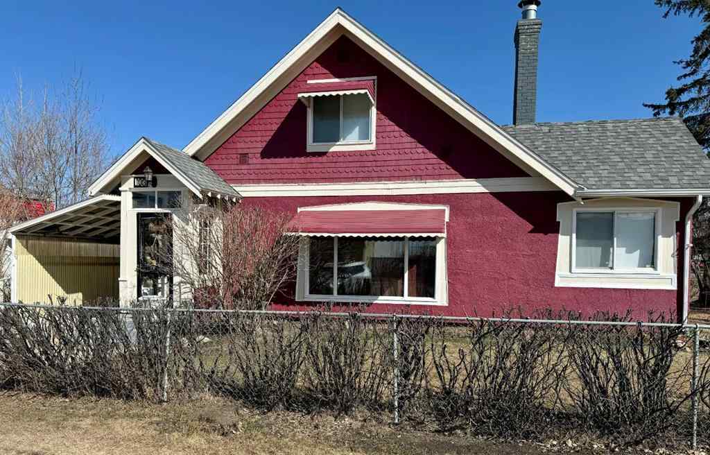 MLS® A2210573 - 103 Centre Street   in NONE McLennan, Residential
