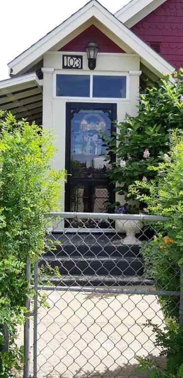 MLS® A2210573 - 103 Centre Street   in NONE McLennan, Residential