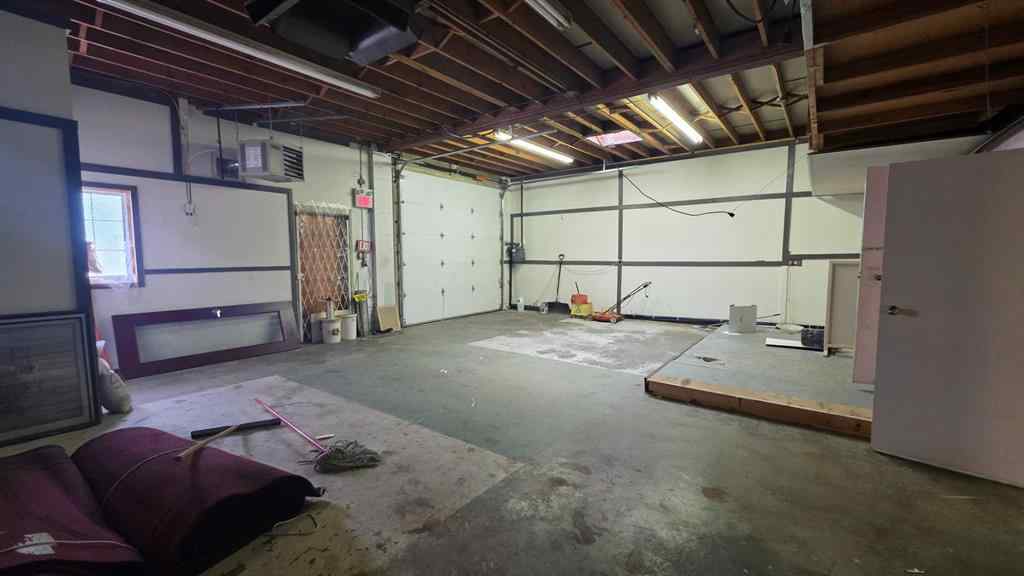 MLS® A2210579 - 2008 36 Street SE in Forest Lawn Calgary, Commercial