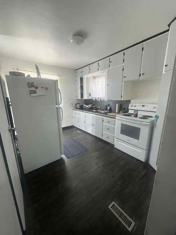 MLS® A2210585 - 107 4 Avenue E in NONE Hanna, Residential